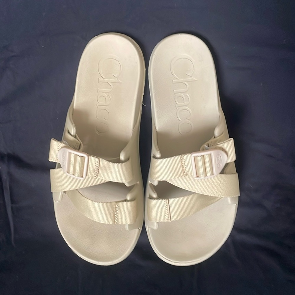 Chaco Chillos Women’s Slide Sandals Size 9 Tan
